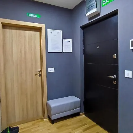House Of Mac Apartment Nis